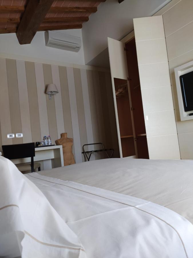 Hotel Molo73 à Empoli Extérieur photo